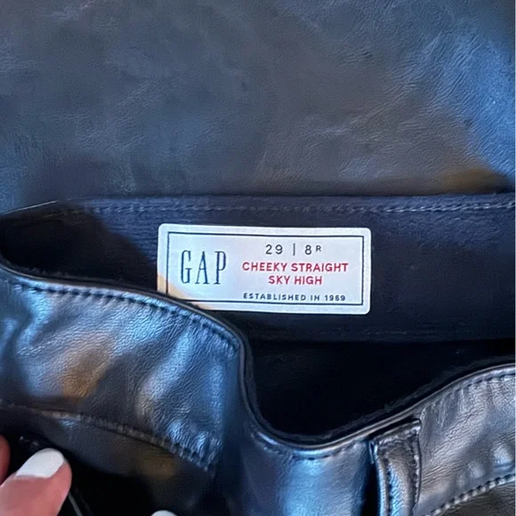 Vegan leather pants - Picture 3 of 3